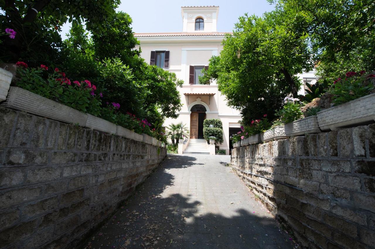 Domus Cordara - Splendido Appartamento Nel Verde Rome Exterior photo