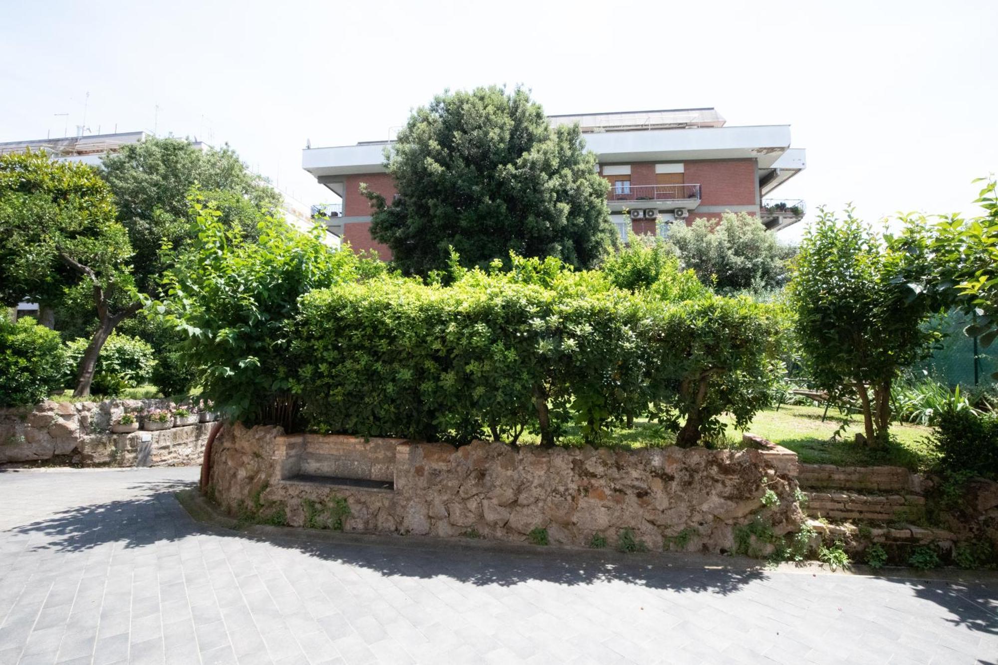 Domus Cordara - Splendido Appartamento Nel Verde Rome Exterior photo